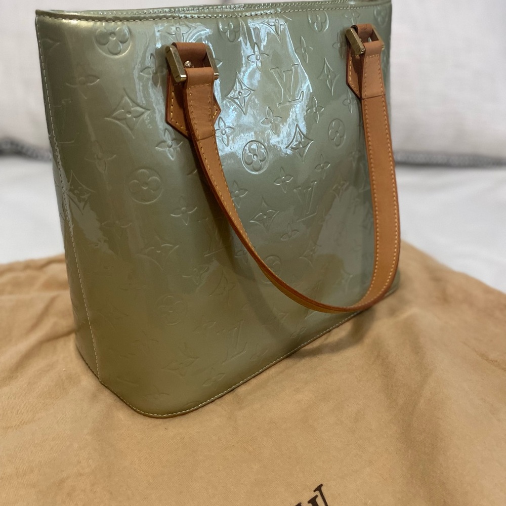 Louis Vuitton Vernis Houston Bag Green